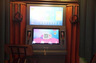 移動(dòng)式迷你KTV 商場里的“靈魂歌手”制造機(jī)